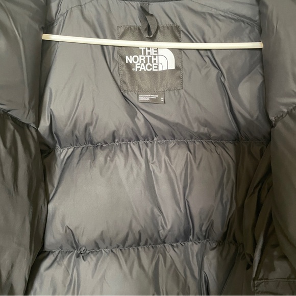 The North Face 1996 Retro Nuptse
Jacket 700 Down - Picture 11 of 16
